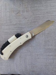 Mhara Native.,N690,..4".coa& box,..Shadow.... Full Hippo Ivory Scales..lanyard w/ivory bead