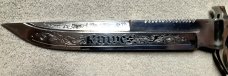 Large Slender Extender Switchblade with Blk/Wht Horn Handles