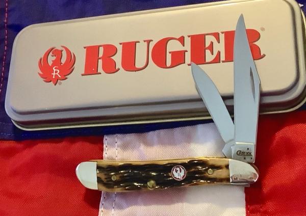Case xx 2007 Peanut w Ruger Shield (MDL# 6220 SS) & Honey Bone Handles -NOS in M/NM Condition Case xx 2007 Peanut w Ruger Shield (MDL# 6220 SS) & Honey Bone Handles -NOS in M/NM Condition