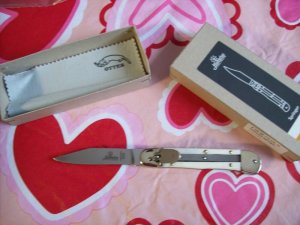 Hubertus Knife Solingen, Germany Size 10 Medium Clip-Point White Bone NIB