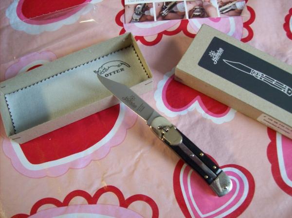 Hubertus Knife Solingen, Germany Small 08 Exotic Black Ebony Wood 5 3/4 " Open Lilyput NIB
