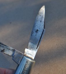 GESCO Japan Two blade Barlow Saw Cut DelrinTarnished Never Used Tight Nickel Bolsters Brass Pins