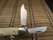 BEAR HUNTER SOLINGEN GERMANY VINTAGE LARGE 4 BLADE STOCKMAN UNUSED & UNCARRIED FOLDING POCKET KNIFE