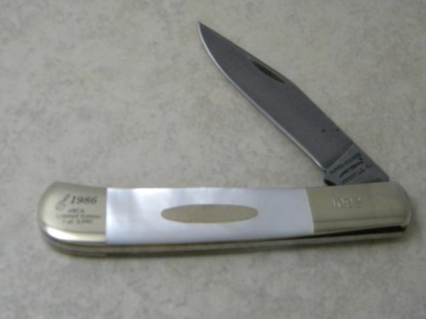 Parker Edwards Pearl Damascus ABCA Lmtd. Edition 1 of 3990 Trapper Knife c.1986