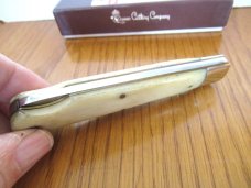 Schatt & Morgan Antique White  Bone Mountain Man Folding Lock Back Hunter Pattern # 3L