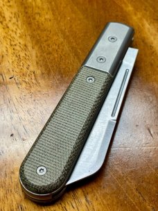 LionSTEEL DOM Barlow with Green Micarta Handles and M390 Sheepsfoot Blade