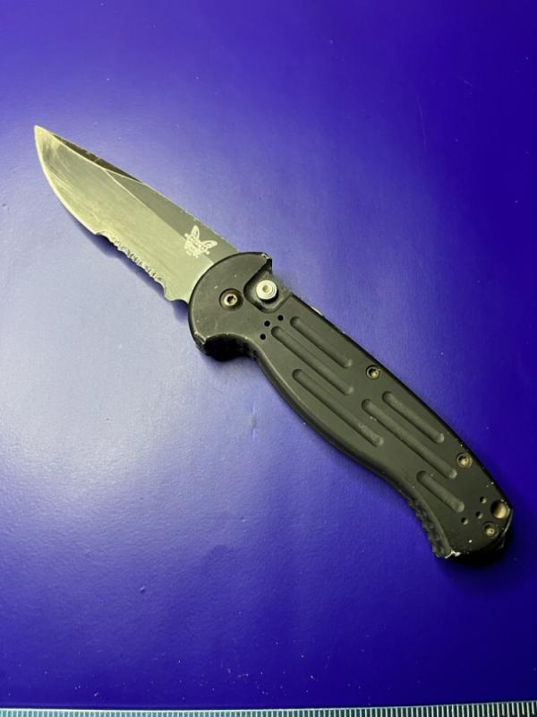 Benchmade 9051 AFO II AUTO Folding Knife  Black Combo Blade