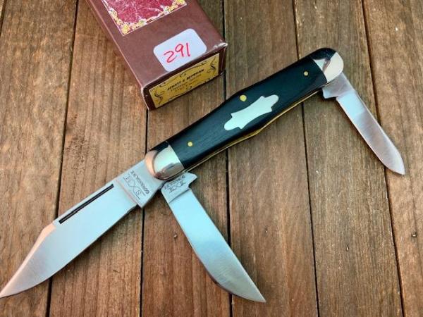 Schatt and Morgan Heritage Series Woodsman Stockman Ebony