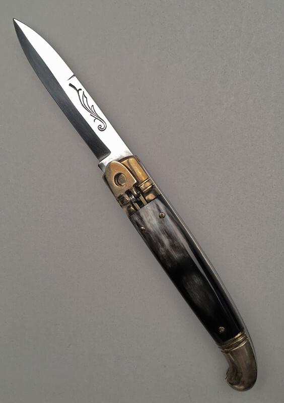 8" Bird's Head Lever Auto Stiletto, Brazilian horn, vintage collector knife, Maniago ITALY, c.1984 8" Bird's Head Lever Auto Stiletto, Brazilian horn, vintage collector knife, Maniago ITALY, c.1984