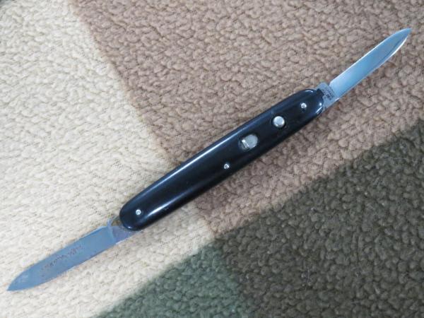 VTG/ANTIQUE SCHRADE CUT CO.WALDEN N.Y 2 BLADE SPRING BUTTON POCKET KNIFE
