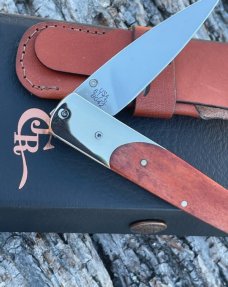 CASE XX ** SMOOTH CHESTNUT BONE BG 42 SLIMLOCK W/LEATHER SHEATH