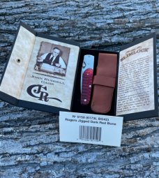 CASE XX ** ROGERS JIGGED DARK RED BONE BG 42 SLIMLOCK W/LEATHER SHEATH