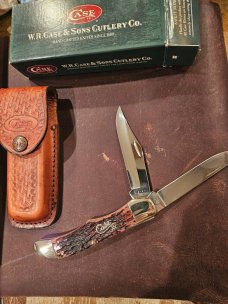 Case large 2 blade hunter