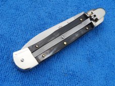 New 7-3/4" Hubertus "Springer" leverlock auto (68.111.BH.11)Brazilian horn LE