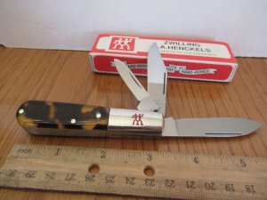 J. A Henckels 3 Blade Barlow Pattern # HK-26T