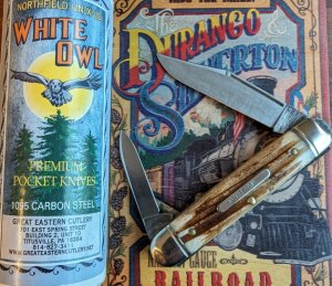 GEC 68 White Owl - Cowhide Jigged Bone