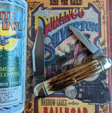 GEC 68 White Owl - Cowhide Jigged Bone 