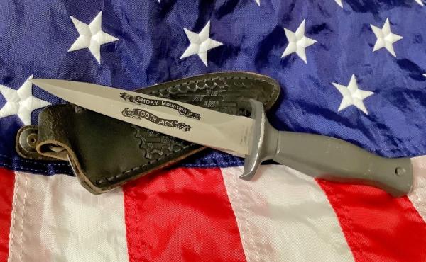 Vintage (Parker) Smoky Mountain Tooth Pick / Boot knife 