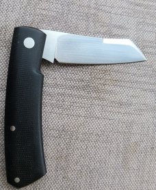 Rare Birdvis Hitchcock, 1 of 3 madr 4" closed..Cpm154..Box,slip& coa...Black Micarta..Safe Queen 
