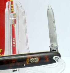 Challenge Cutlery Co Fly Lock