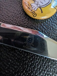 GEC 68 White Owl - Cowhide Jigged Bone 
