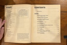 Book -- Knives 1995 Fifteenth Annual Edition by Ken Warner  