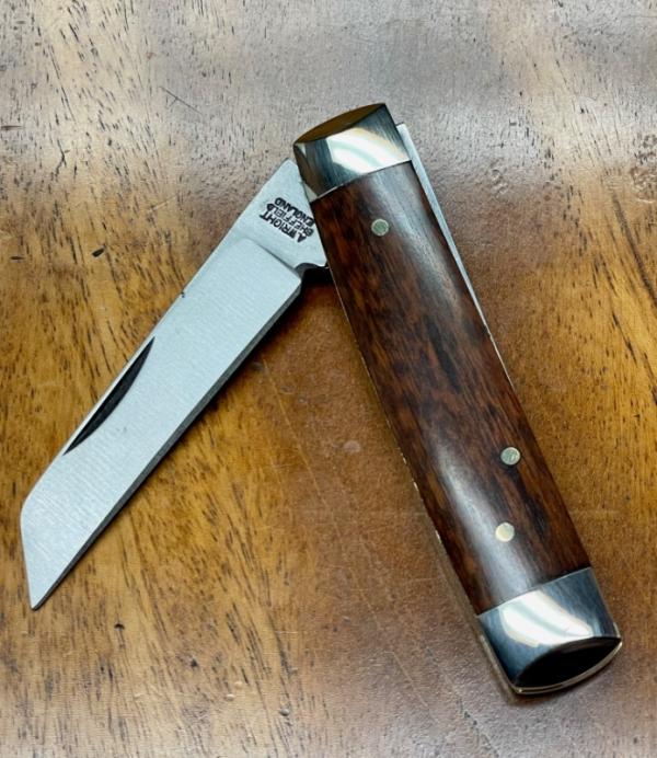 A. Wright & Son, "Senator" Gentleman"s pocket knife with Snakewood handles, custom filed back spring