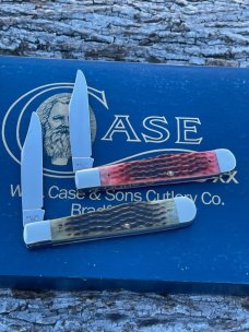 CASE XX ** 1987 RED GREEN BONE CHEETAH SET