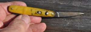 Remington Schrade Press Button R8055 Not Working Translucent Yellow All Parts Present Good Project!