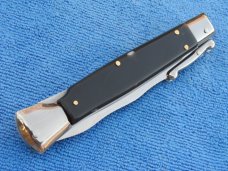New 9" Swinguard Blackhorn handles red dot safety and Kriss blade 