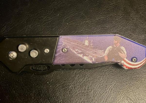 SPRINGER COLOR PICTURE ON HANDLE UNMARKED