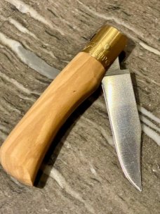 Antonini "Old Bear" Olive wood Outdoor knife with Clip Point blade and brass locking ring (XS)
