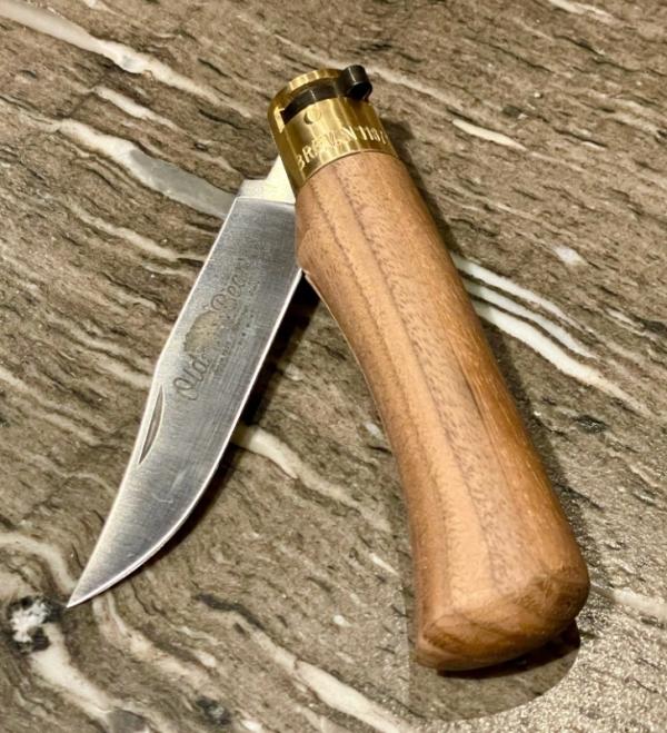 Antonini "Old Bear" Walnut Outdoor knife with Clip Point blade and brass locking ring (L) Antonini "Old Bear" Walnut Outdoor knife with Clip Point blade and brass locking ring (L)