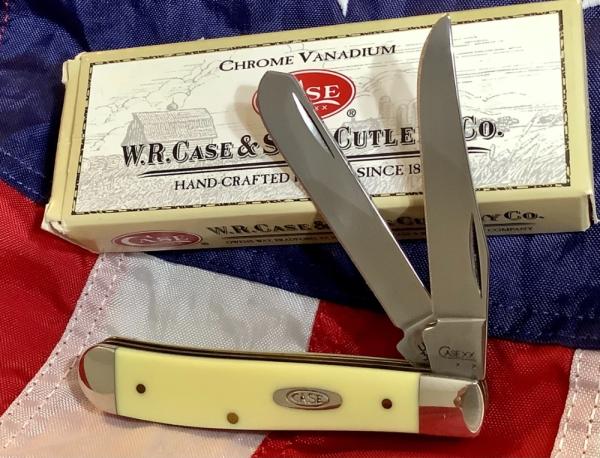 Case xx (3207 CV) Trapper w/ Yellow Synthetic Handles -NOS in orig box Case xx (3207 CV) Trapper w/ Yellow Synthetic Handles -NOS in orig box
