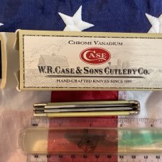 Case xx (3207 CV) Trapper w/ Yellow Synthetic Handles -NOS in orig box