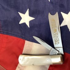 Fight'n Rooster 2 Blade Razor Barlow w/ Great Mother Of Pearl Handles & Captains Rooster Blade Etch