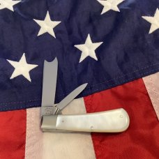 Fight'n Rooster 2 Blade Razor Barlow w/ Great Mother Of Pearl Handles & Captains Rooster Blade Etch