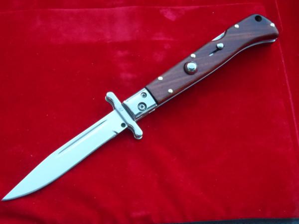 New 9" Roma style Swinguard Switchblade knife Wood handles New 9" Roma style Swinguard Switchblade knife Wood handles