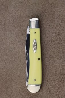 2014 CASE XX 3254CV YELLOW SYTHETIC TRAPPER