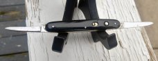 Schrade Walden NY small double switchblade