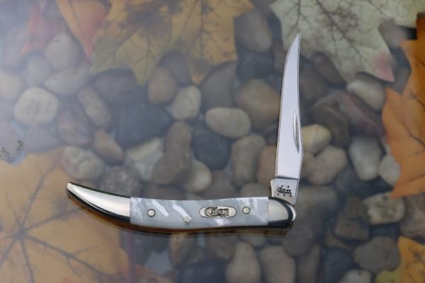 2005 CASE XX 810096SS MOP SMALL TOOTHPICK SMOOTH PEARL 2005 CASE XX 810096SS MOP SMALL TOOTHPICK SMOOTH PEARL