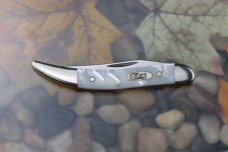 2005 CASE XX 810096SS MOP SMALL TOOTHPICK SMOOTH PEARL
