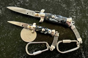 2 Miniature Keychain Switchblade Knives, Italy, Imitation Horn Handles, Unused