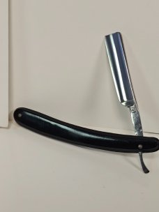 Vintage Japanese Straight Razor with Original Box Seiki Razor Best Hollow Ground VERY GOOD Condition