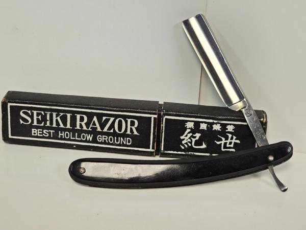 Vintage Japanese Straight Razor with Original Box Seiki Razor Best Hollow Ground VERY GOOD Condition