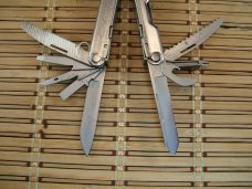 LEATHERMAN REBAR SILVER MULTI -TOOL USA VERY NICE USED CONDITION W/17 TOTAL TOOLS AND LEATHER SHEATH