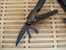 GERBER MULTIPLIER BLACK OXIDE NONE-REFLECTIVE STAINLESS STEEL MULTI-TOOL M600 USA W/15 TOOLS UNUSED
