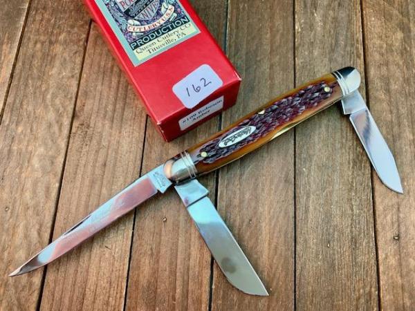 Robeson Mastercraft by Queen Cattleman’s Stockman Amber Jigged Bone 1 of 200 Robeson Mastercraft by Queen Cattleman’s Stockman Amber Jigged Bone 1 of 200
