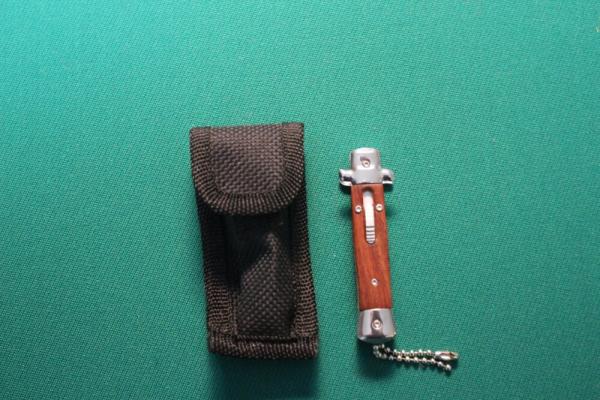 Miniture OTF only 2 3/4" Closed / with case