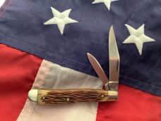 Vintage Queen Peanut Knife w/ Nice Brown Handles -NOS